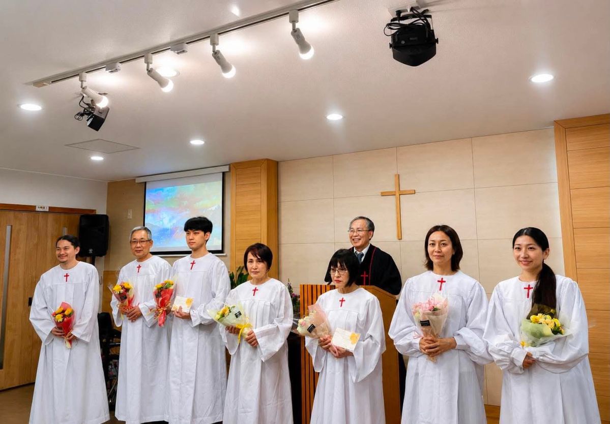 9-6월 17일 침례식.jpg