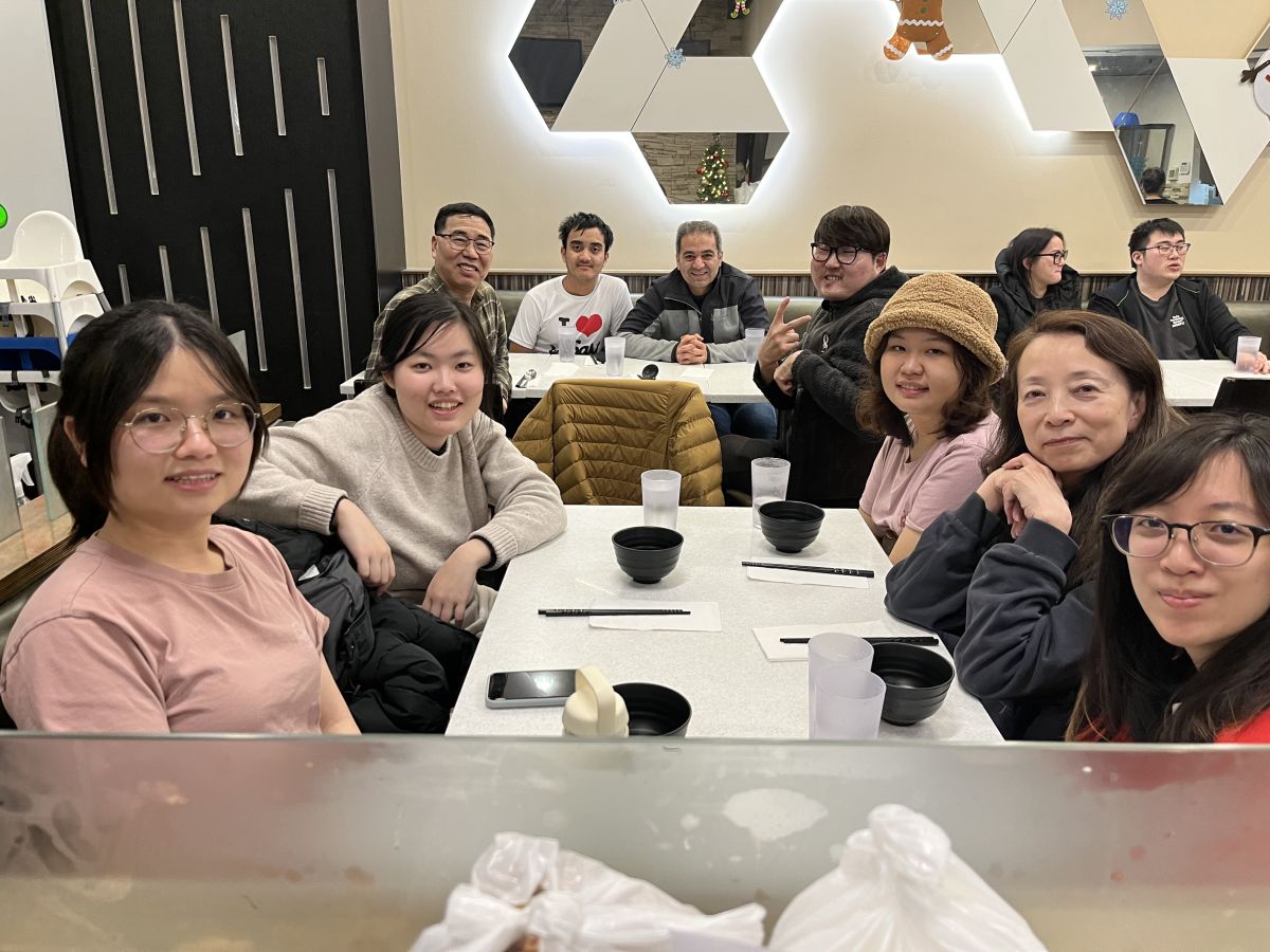 성탄 유학생 초청 런치.jpg