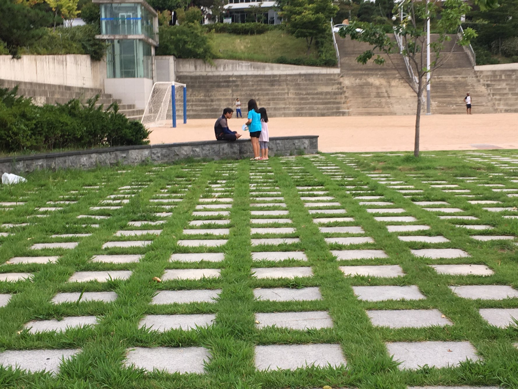 KakaoTalk_Moim_4WHwa2BxzcnlW5uSo3qGEJoOXIoWTT.jpg